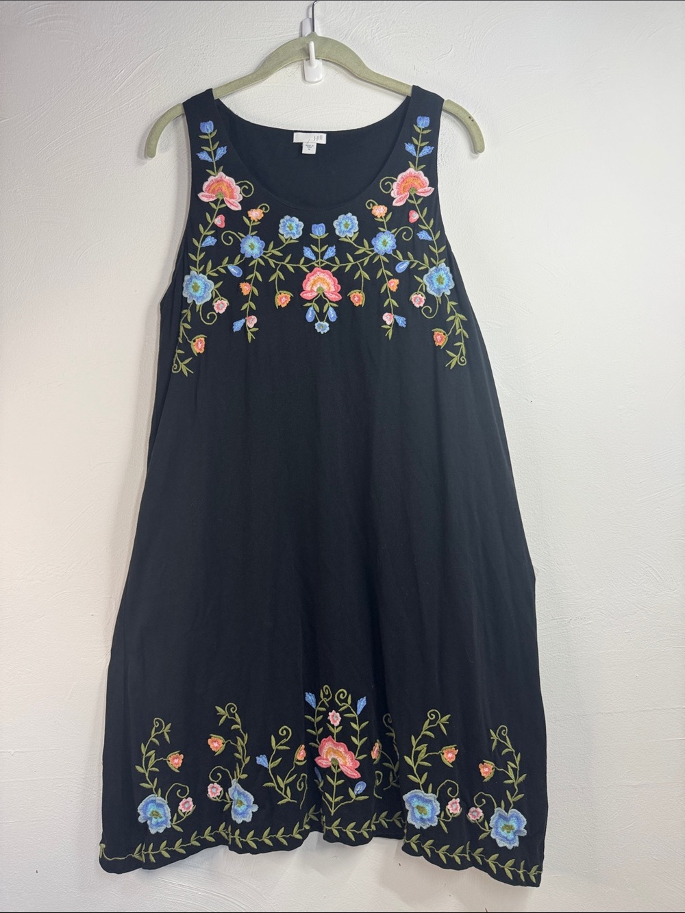 J. Jill Black Sleeveless Dress Pink/Blue Floral Embroidery Boho Cottage Core